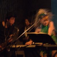 チルドレンクーデター+エミ・エレオノーラ